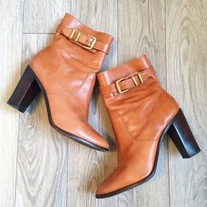 HP ✨ Brown Pour La Victoire ankle boots